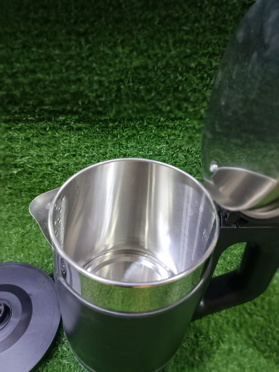 National 2L Electric Kettle – Fast Boil, Auto Shut-Off