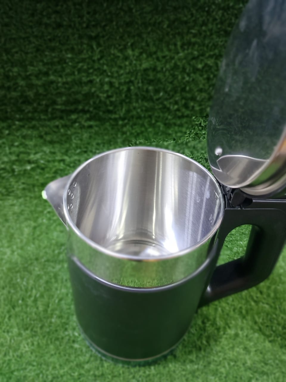 National 2L Electric Kettle – Fast Boil, Auto Shut-Off